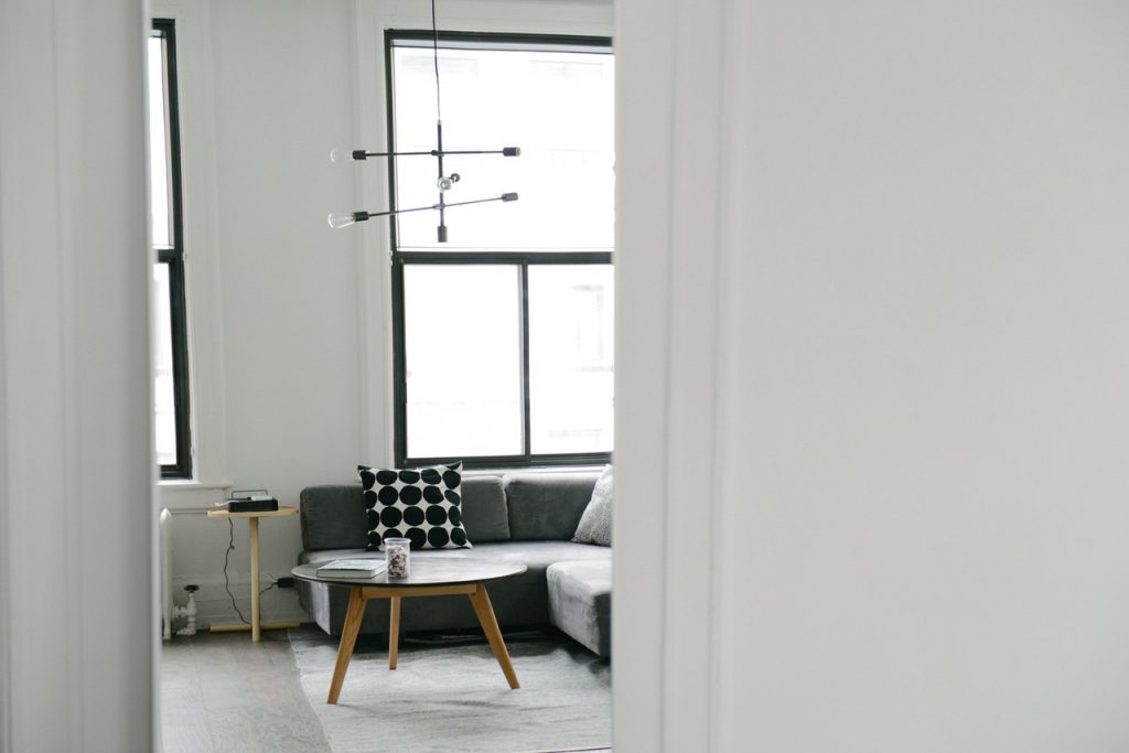 10 Tips To Style Your Monochromatic Home